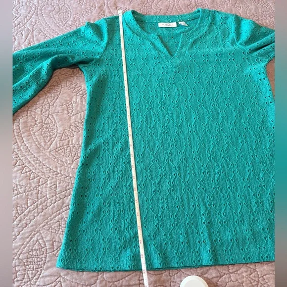 Susan Graver Passport Teal Eyelet Blouse XXS - Picture 7 of 10